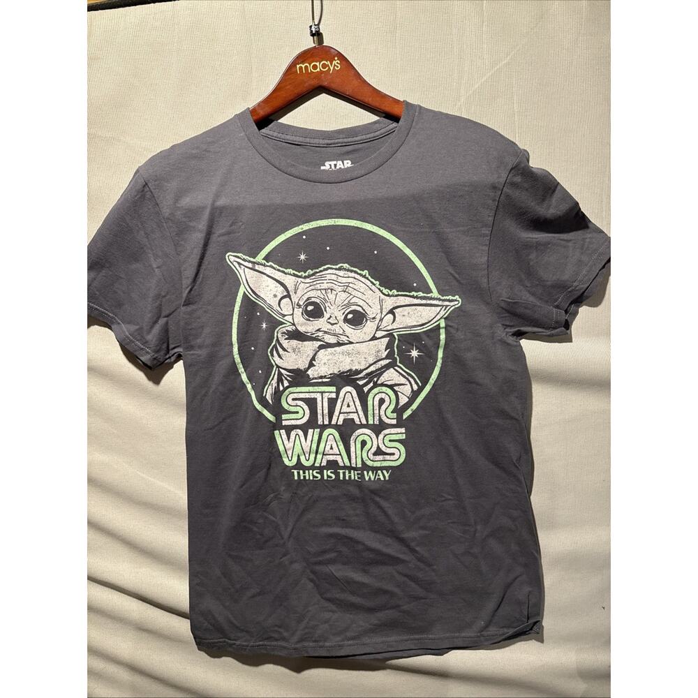 Star Wars Men's Grogu This Is The Way MAD ENGINE Print Graphic Tshirt Sz. Medium